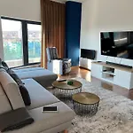 Roof Luxury Apartment *