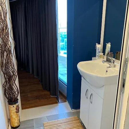 Roof Luxury * 布拉格埃夫格拉德